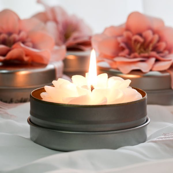 Metal Kutuda Krizantem Mum - Şebboy Kapak