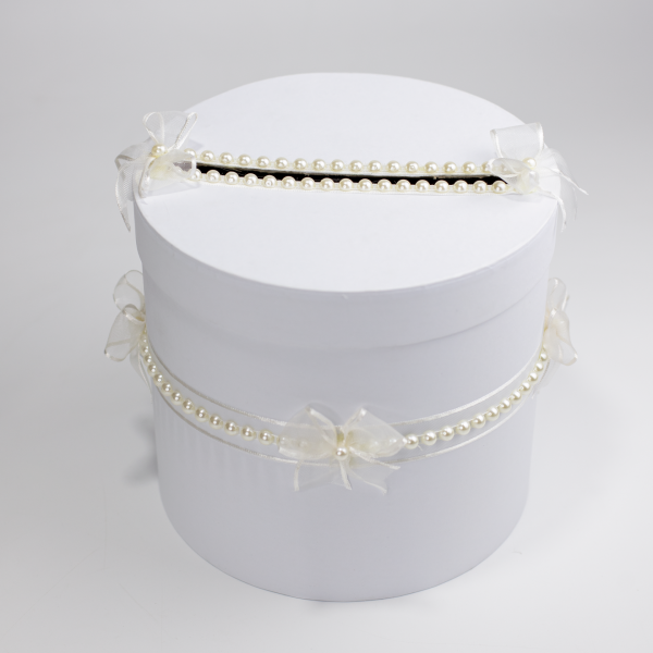 İncili Beyaz Takı Kutusu