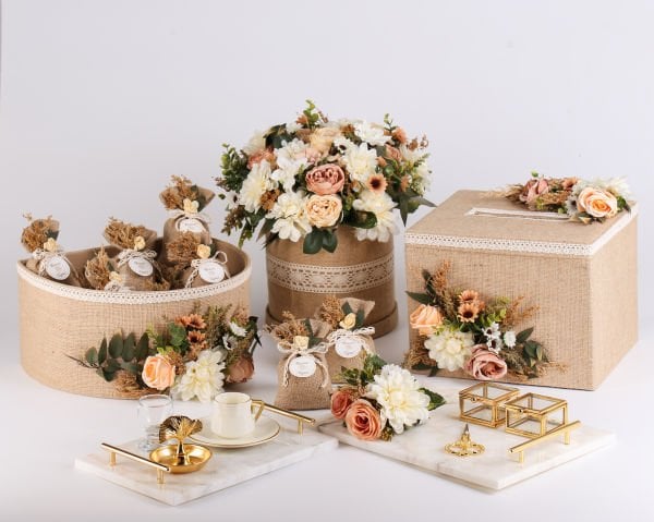 Büyük Söz Nişan Seti - Jüt Dantel Güller ve Kasımpatı