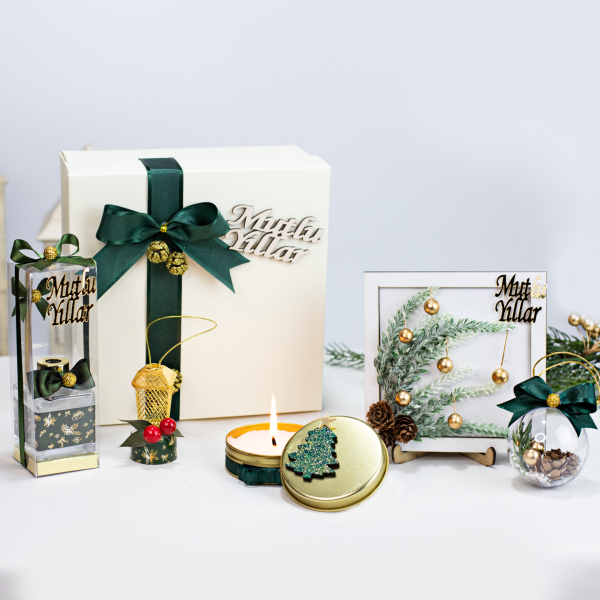 Çerçeveli Yılbaşı Set