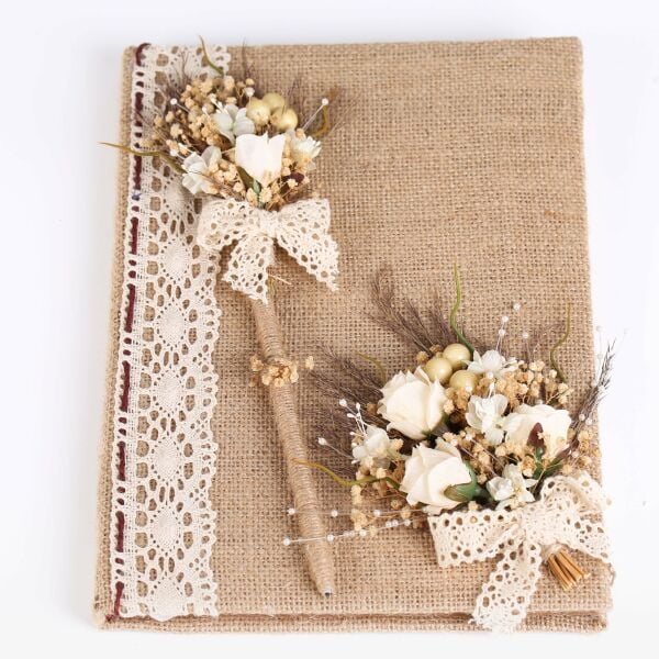 Anı Defteri ve Kalem - Krem Güller