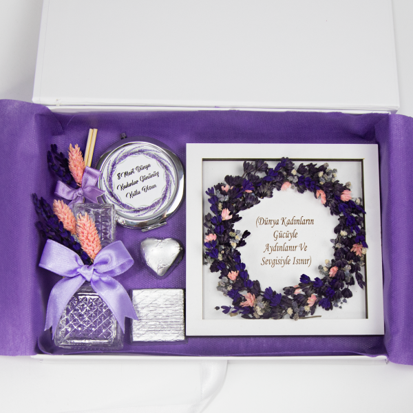 Kutulu Set 5 - Kadınlar Günü Hediyesi