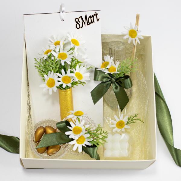 Kutulu Set 3 – Kadınlar Günü Hediyesi