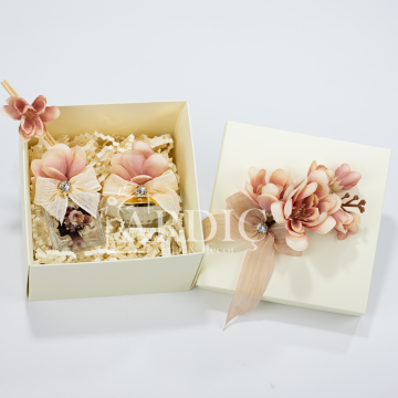 Kutulu Set 11 - Kadınlar Günü Hediyesi